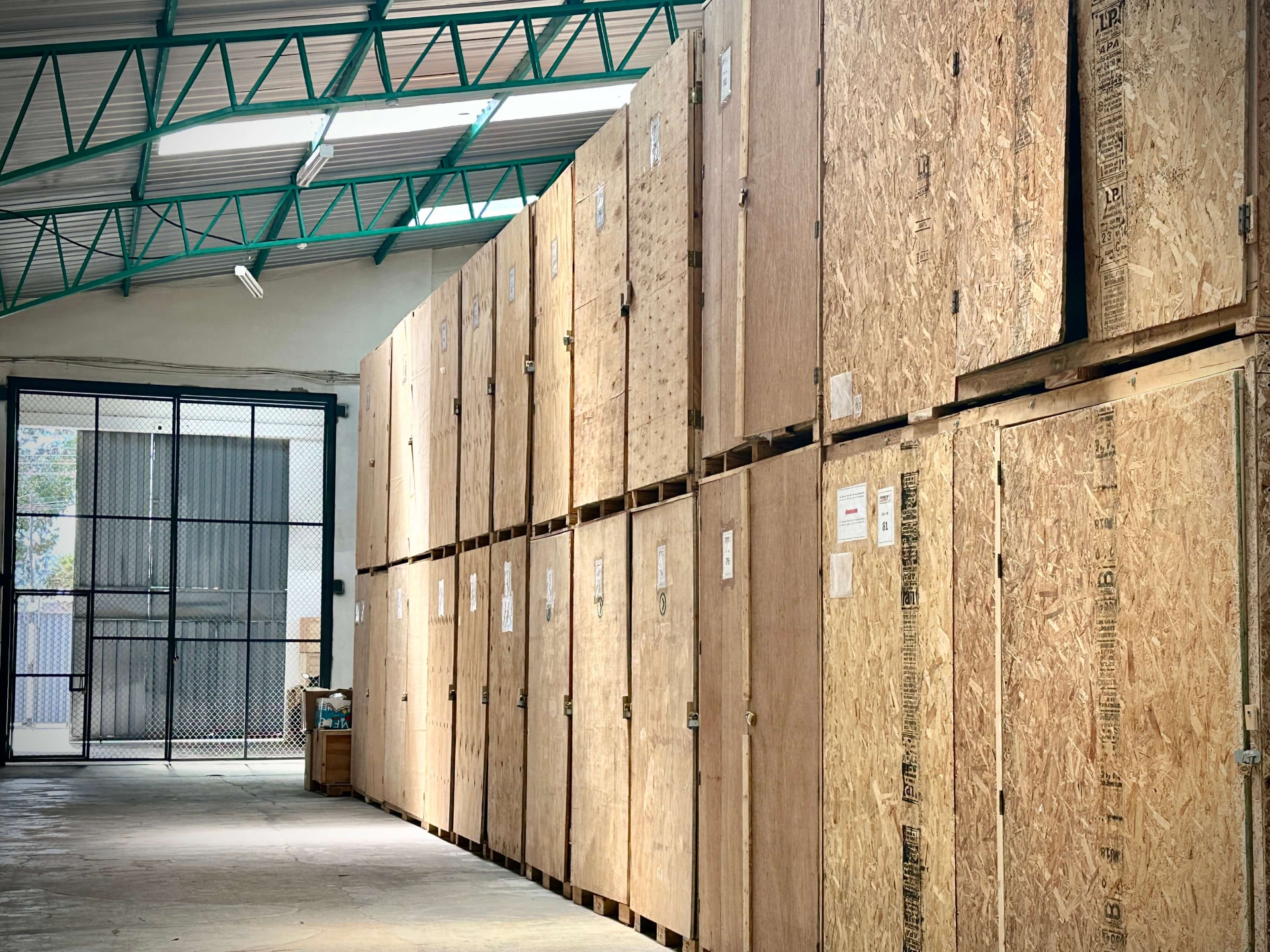 Módulos de bodega para almacenamiento de bienes en Quito